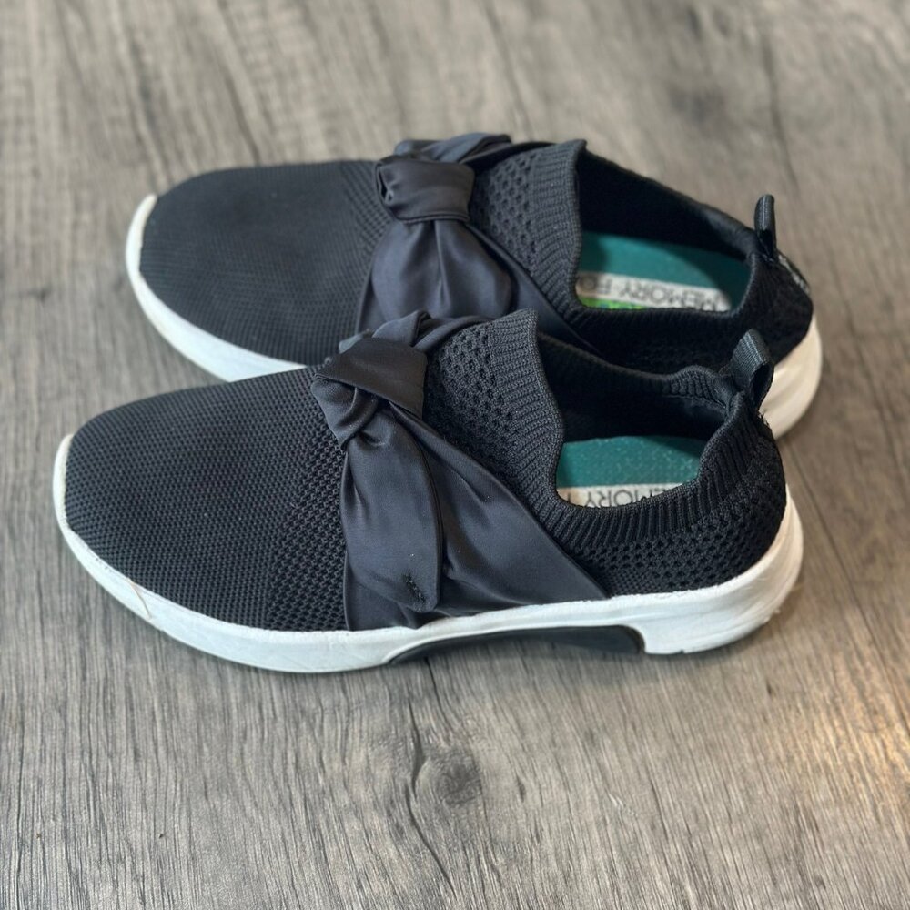 Girls Memory Foam Skechers Sneakers Size 13